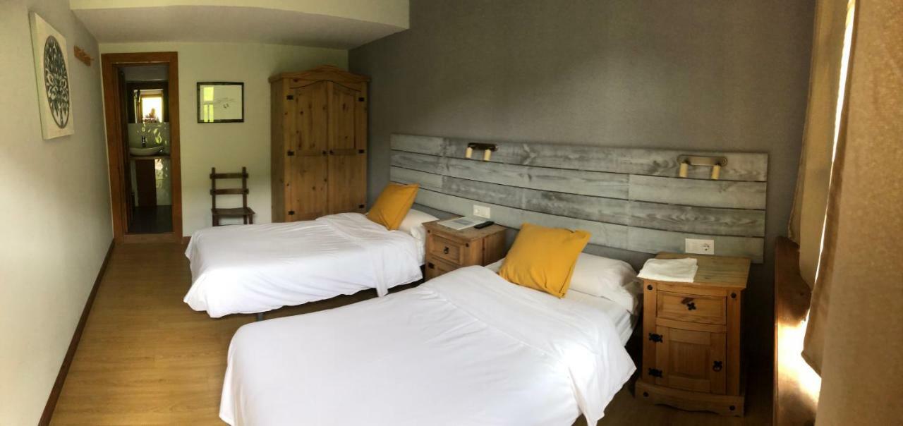 Hotel Torrecerredo アレナス・デ・カブラレス エクステリア 写真